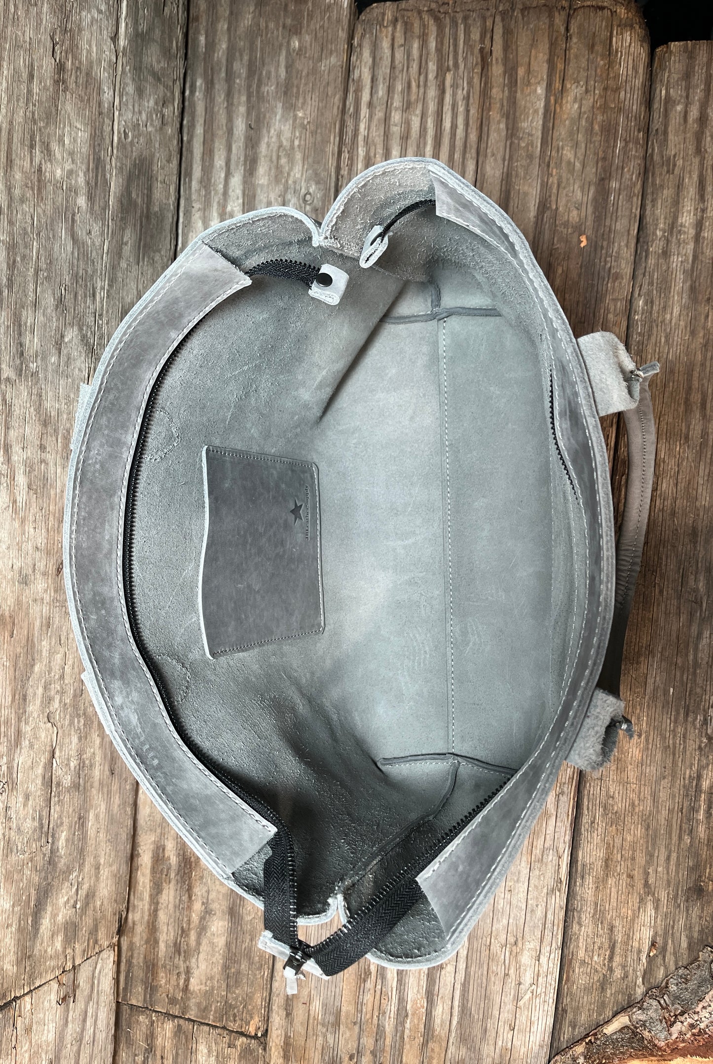 Essential Women's Tote Bag-Carbon Grey
