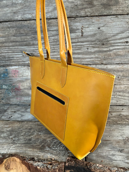Essential Women's Tote Bag-Thistle Bridle