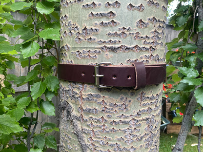 dark brown leather belt